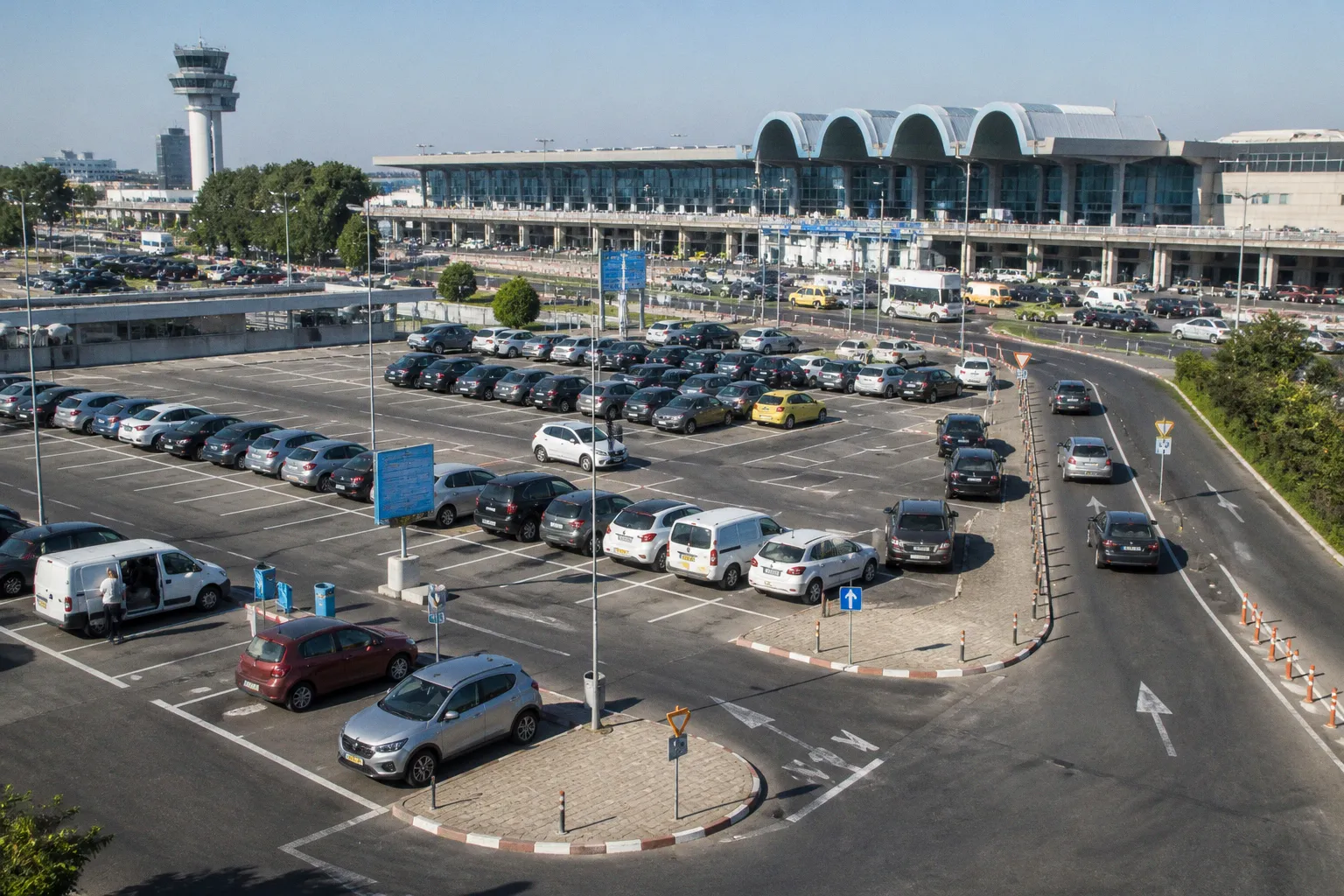 Alquiler de coches en Bucarest (Rumanía): guía práctica
