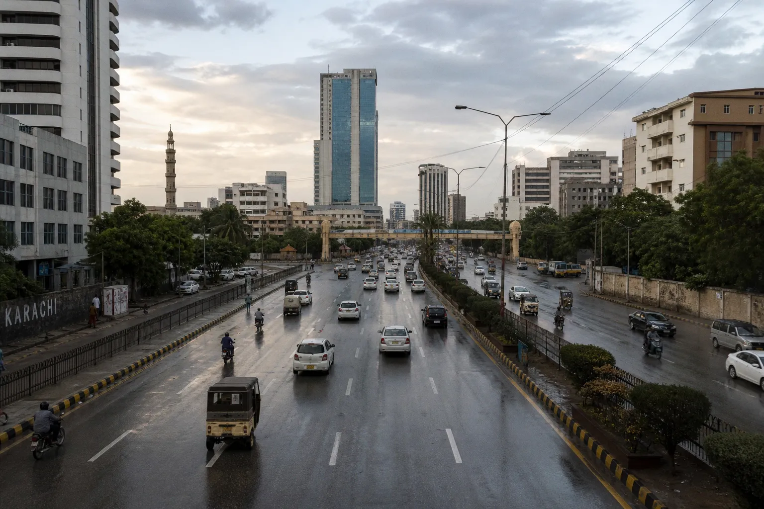 Alquiler de coches en Karachi (Pakistán): guía práctica