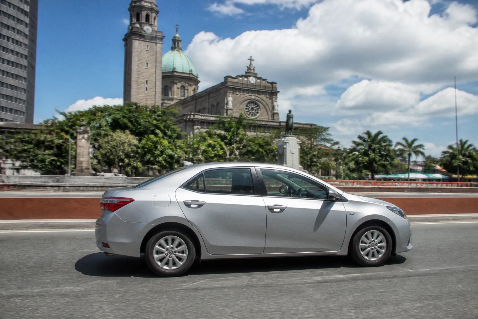 Alquiler de coches en Manila (Filipinas): guía práctica