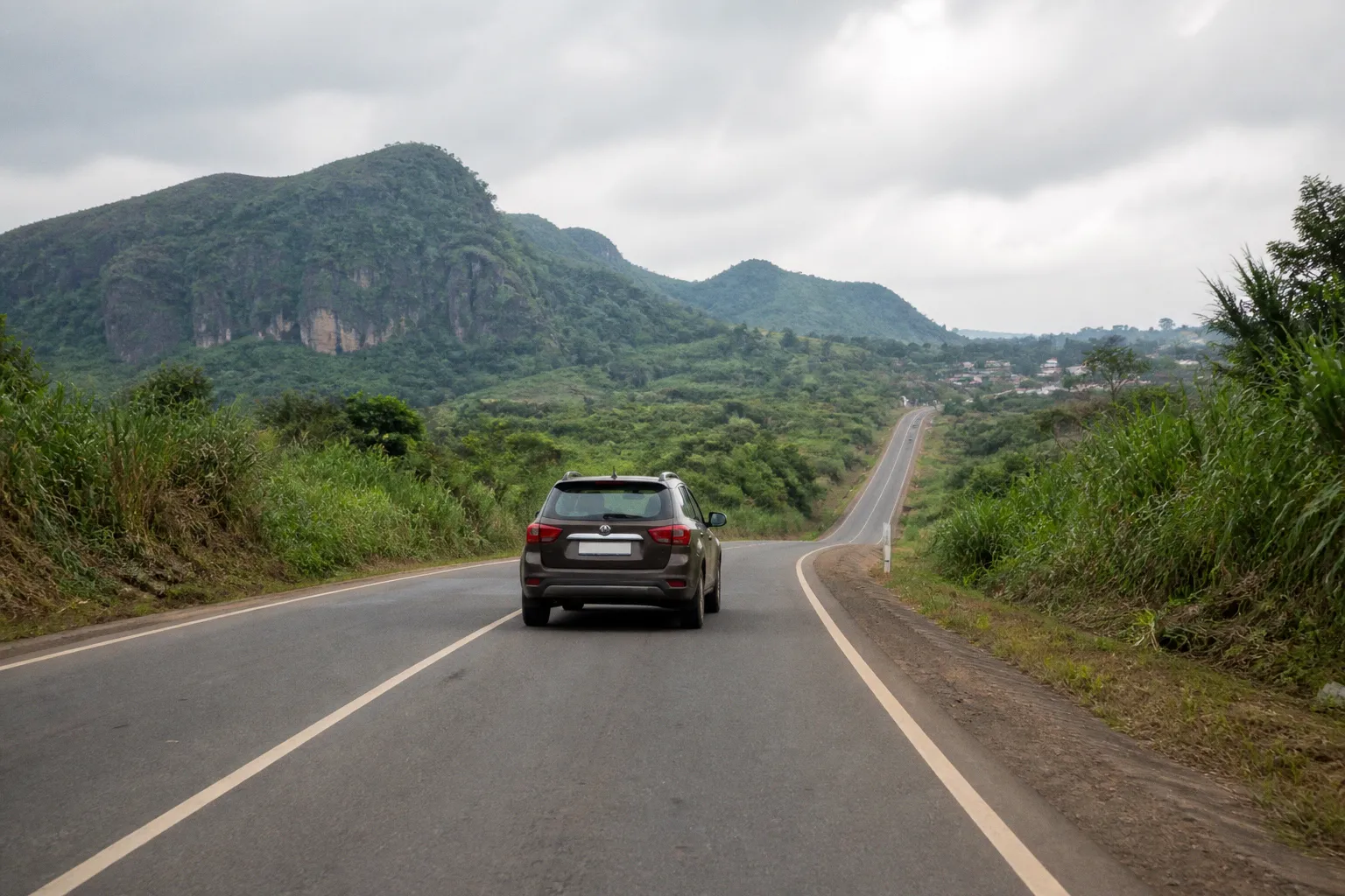 Alquiler de coches en Yaundé (Camerún): guía práctica