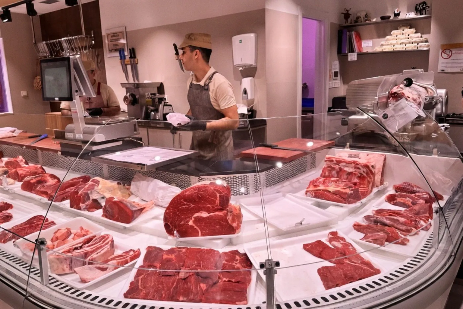 El papel de las carnicerías en la supervivencia del comercio de proximidad